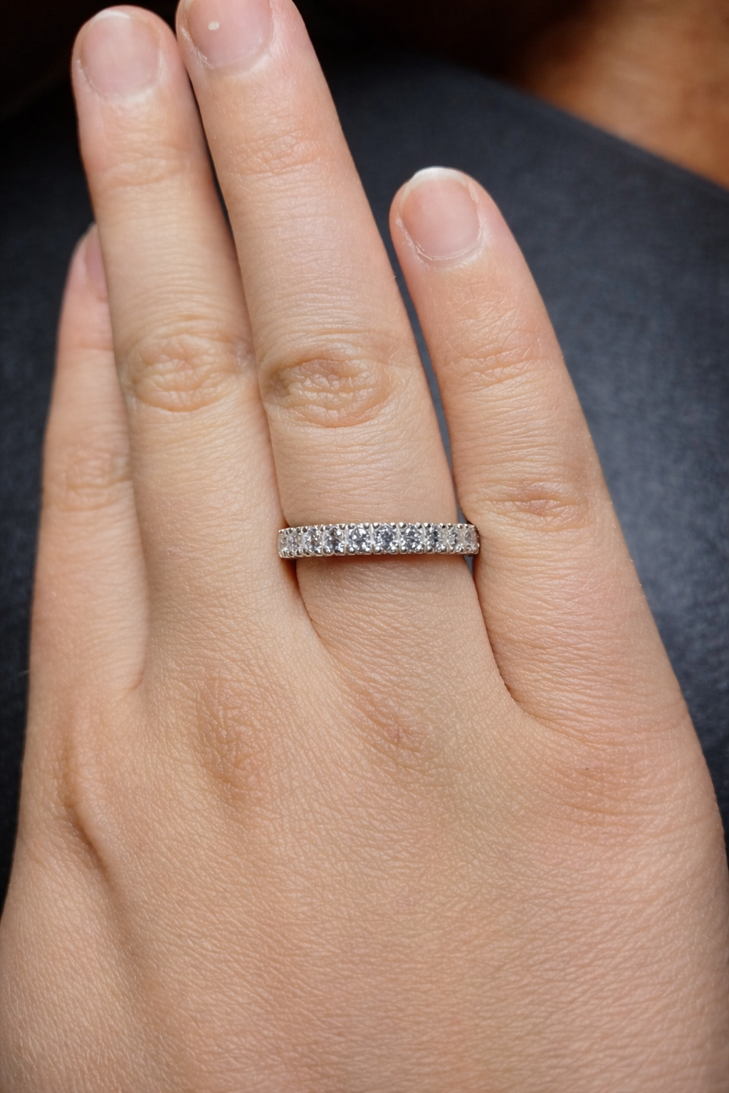 ANILLO DE PLATA Y CIRCONITAS